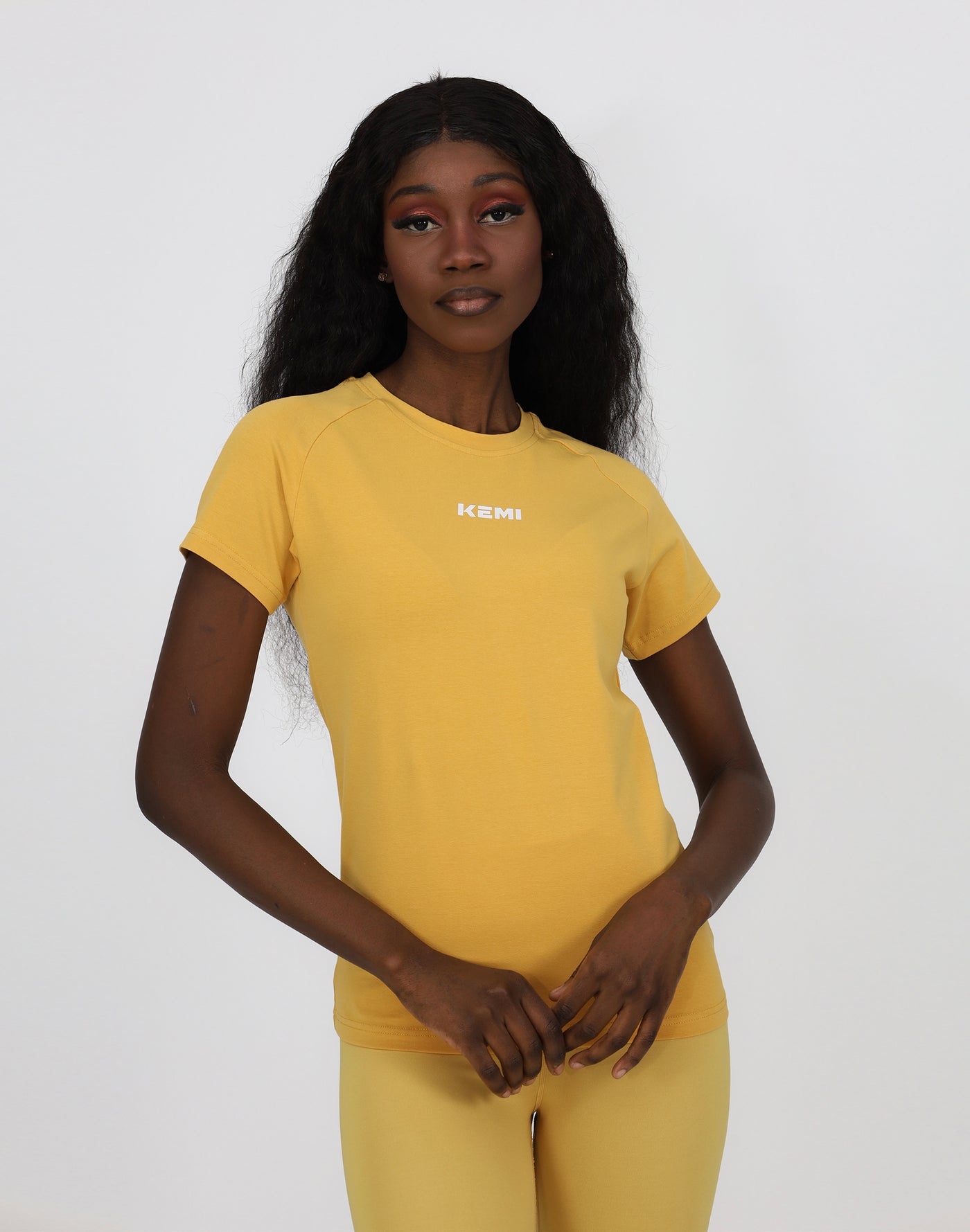 ENDURANCE TEE IN BUTTERSCOTCH