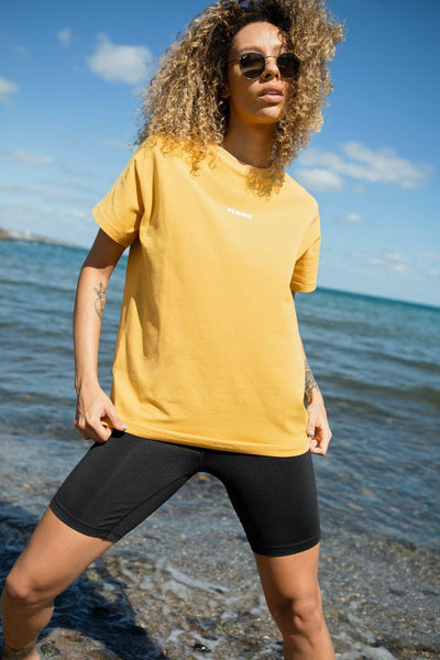 PRIMARY OVERSIZE TEE IN BUTTERSCOTCH - Kemi Active