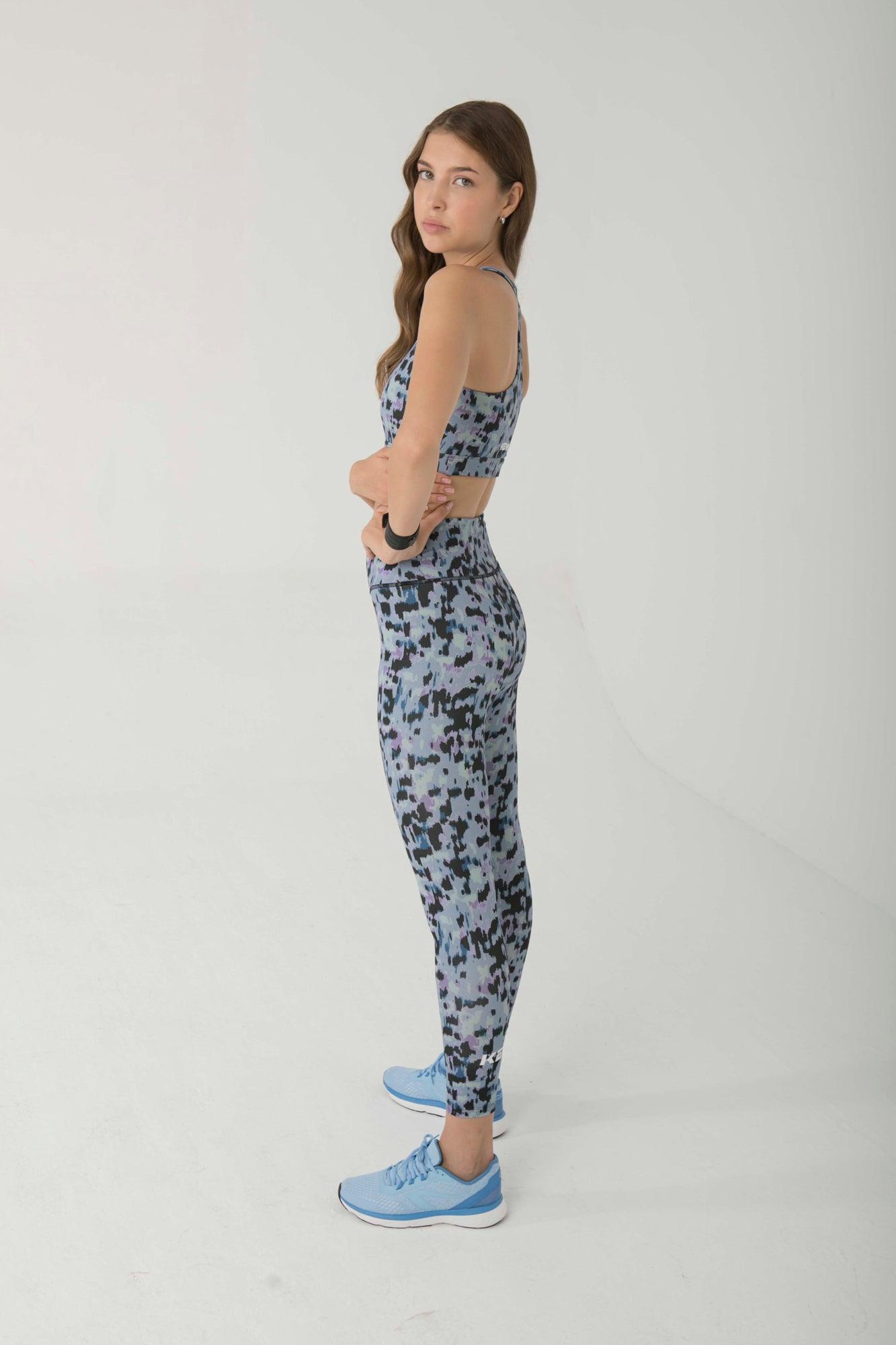 OFF COURT LEGGING IN BLUE LEOPARD PRINT - Kemi Active