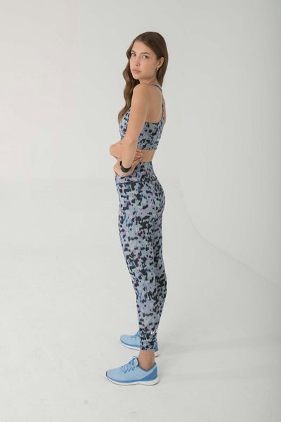 OFF COURT LEGGING IN BLUE LEOPARD PRINT - Kemi Active