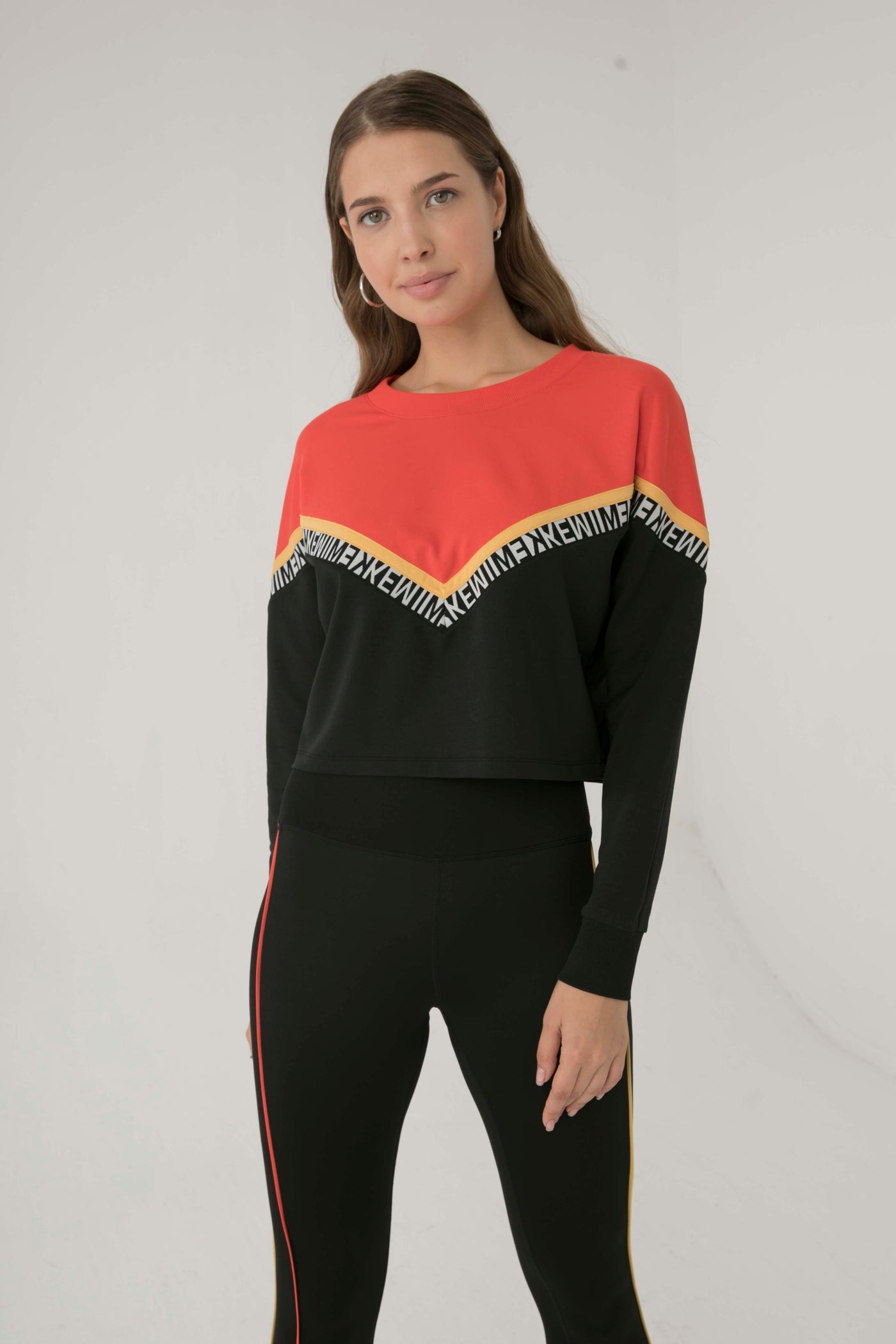 CONVERSION CROP SWEATSHIRT