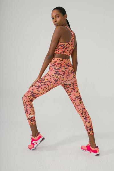 OFF COURT LEGGING IN ORANGE LEOPARD PRINT - Kemi Active