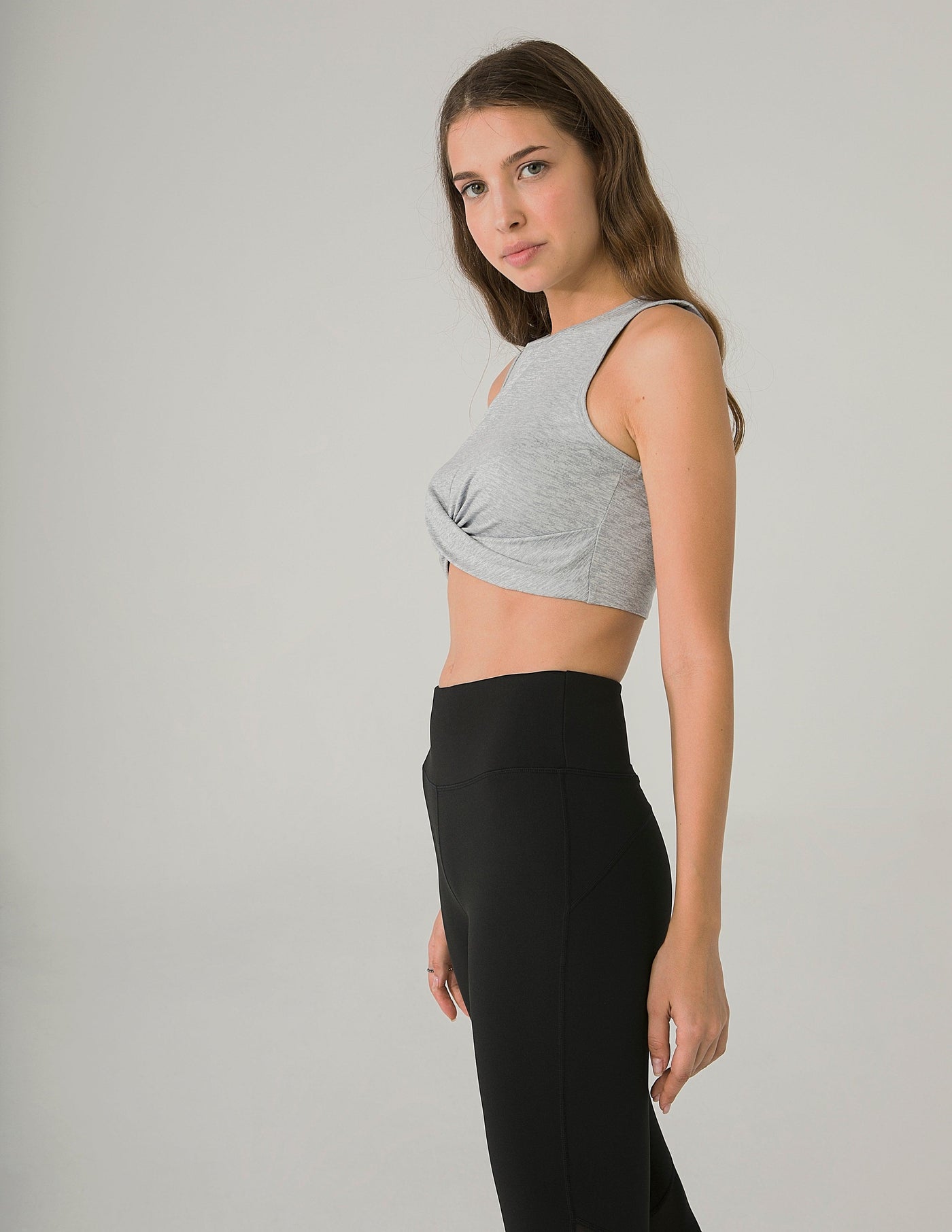 MID RANGE TWIST TANK IN MELANGE GREY - Kemi Active