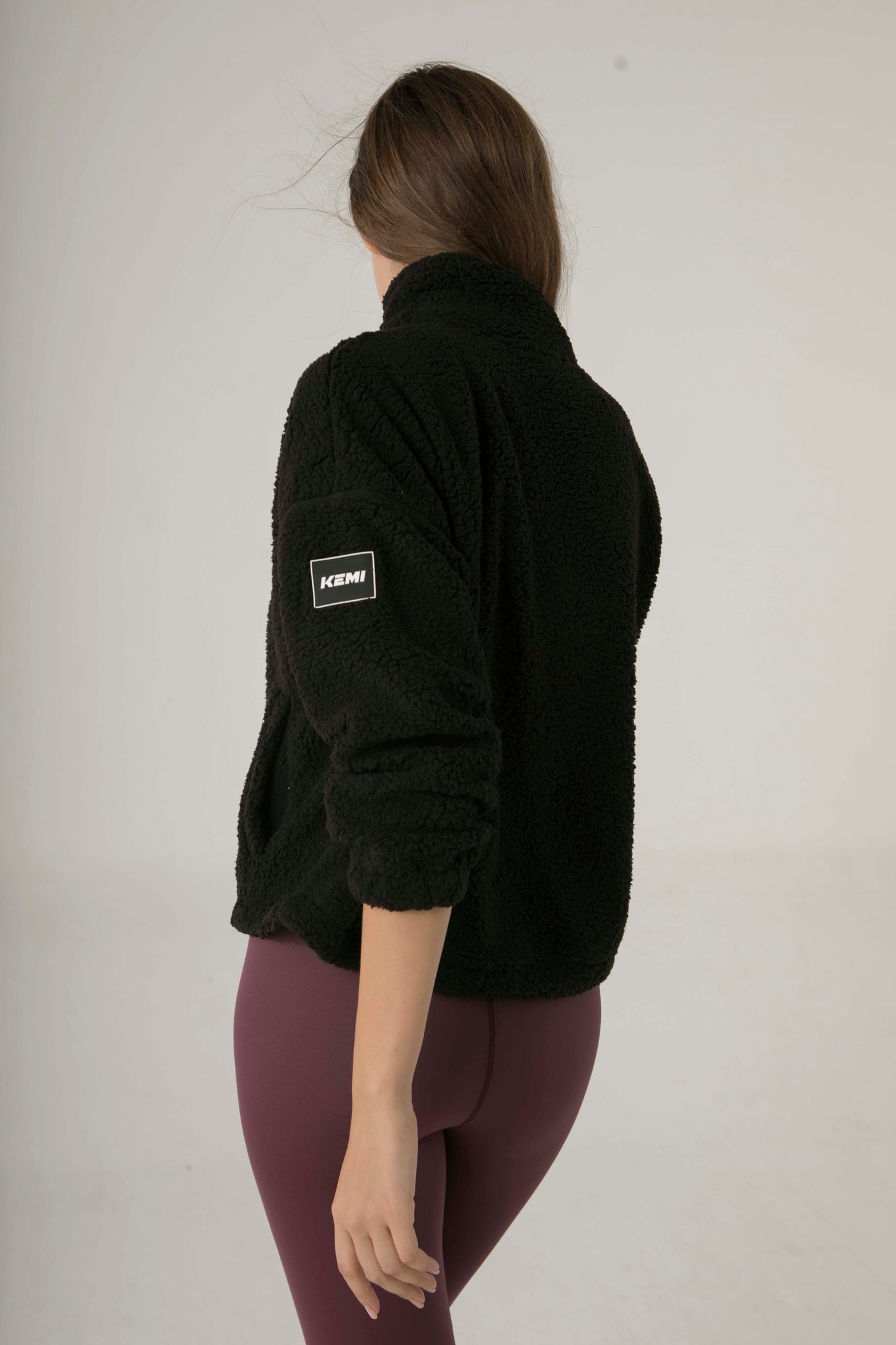 TOPSPIN SHERPA JACKET IN BLACK